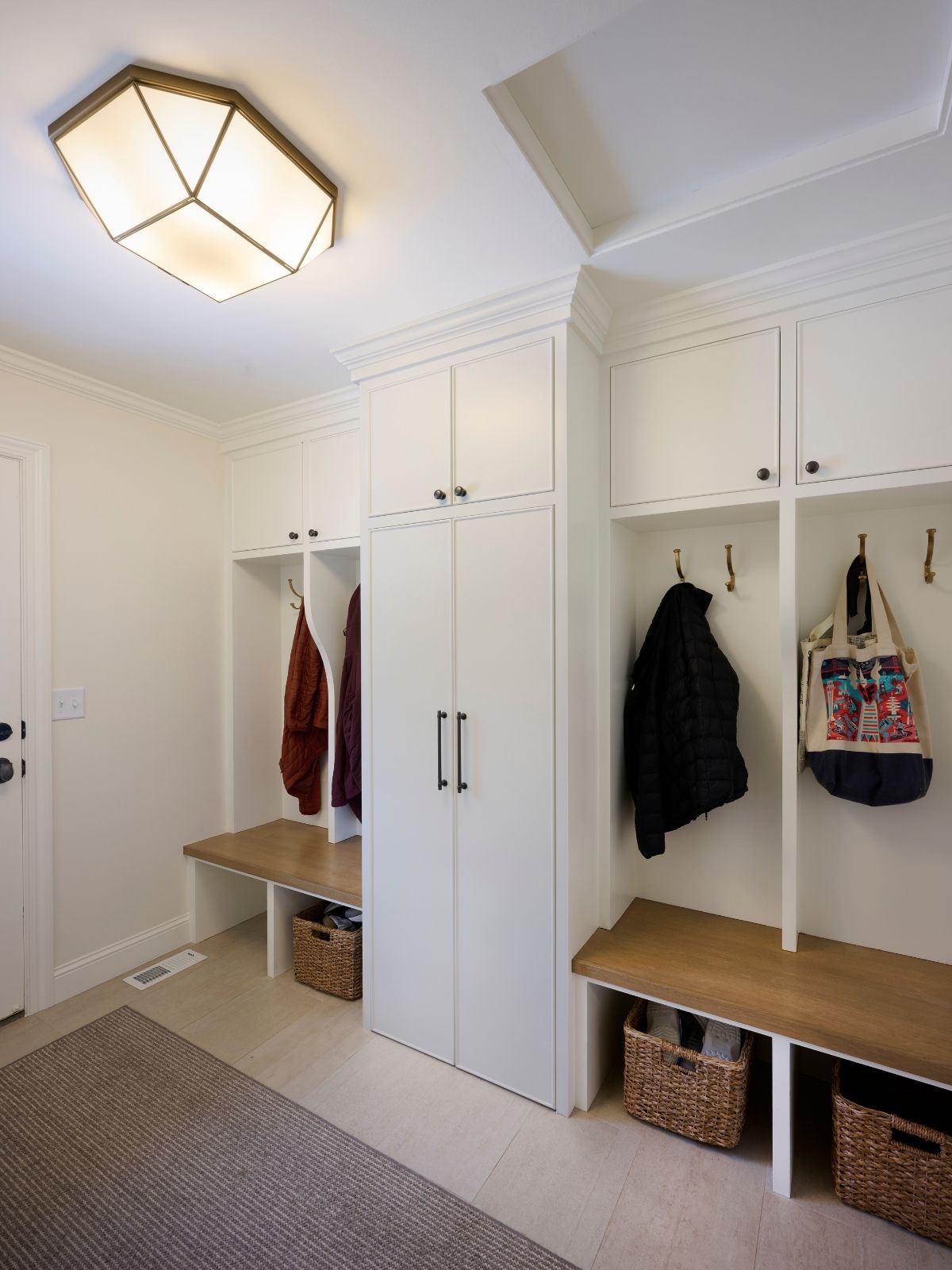 Mudroom Storage Solutions Lake Country Builders 04